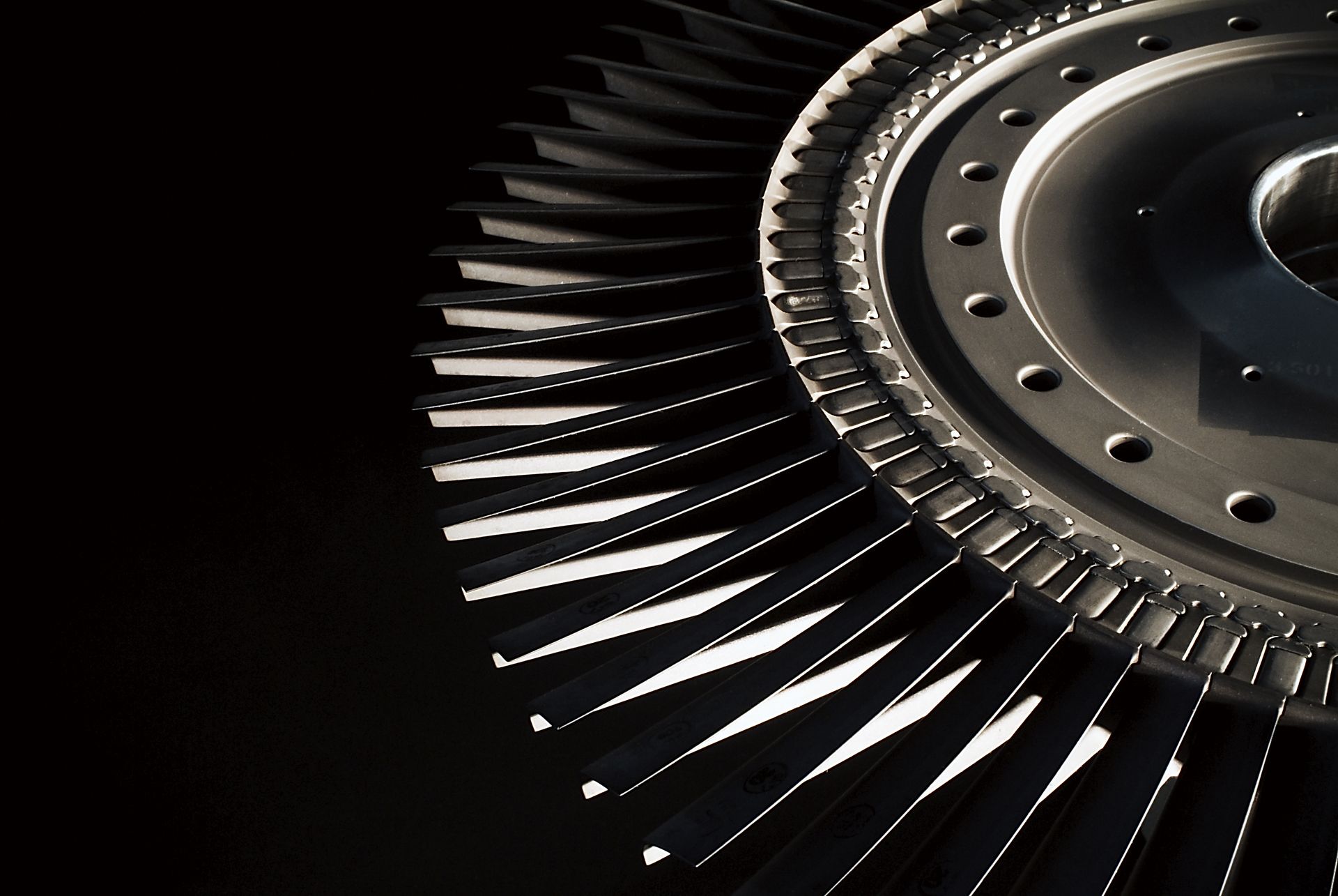 Aerospace and precision mechanics — polishing and lapping with MICROMECALP machines