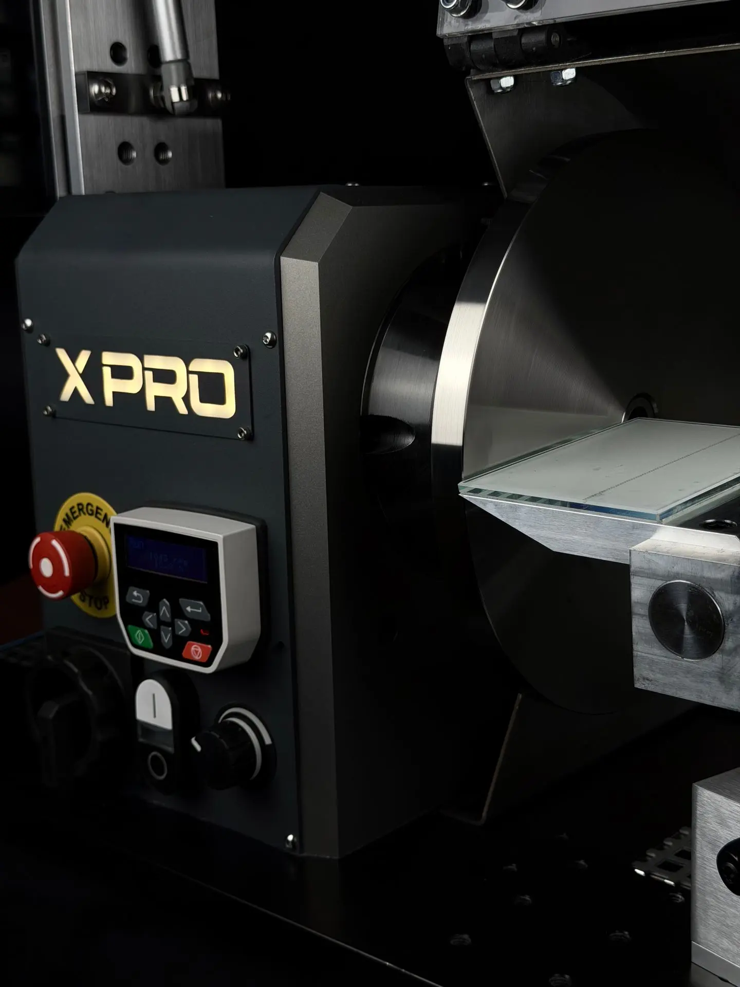 3D lapping table mounted on the XPRO