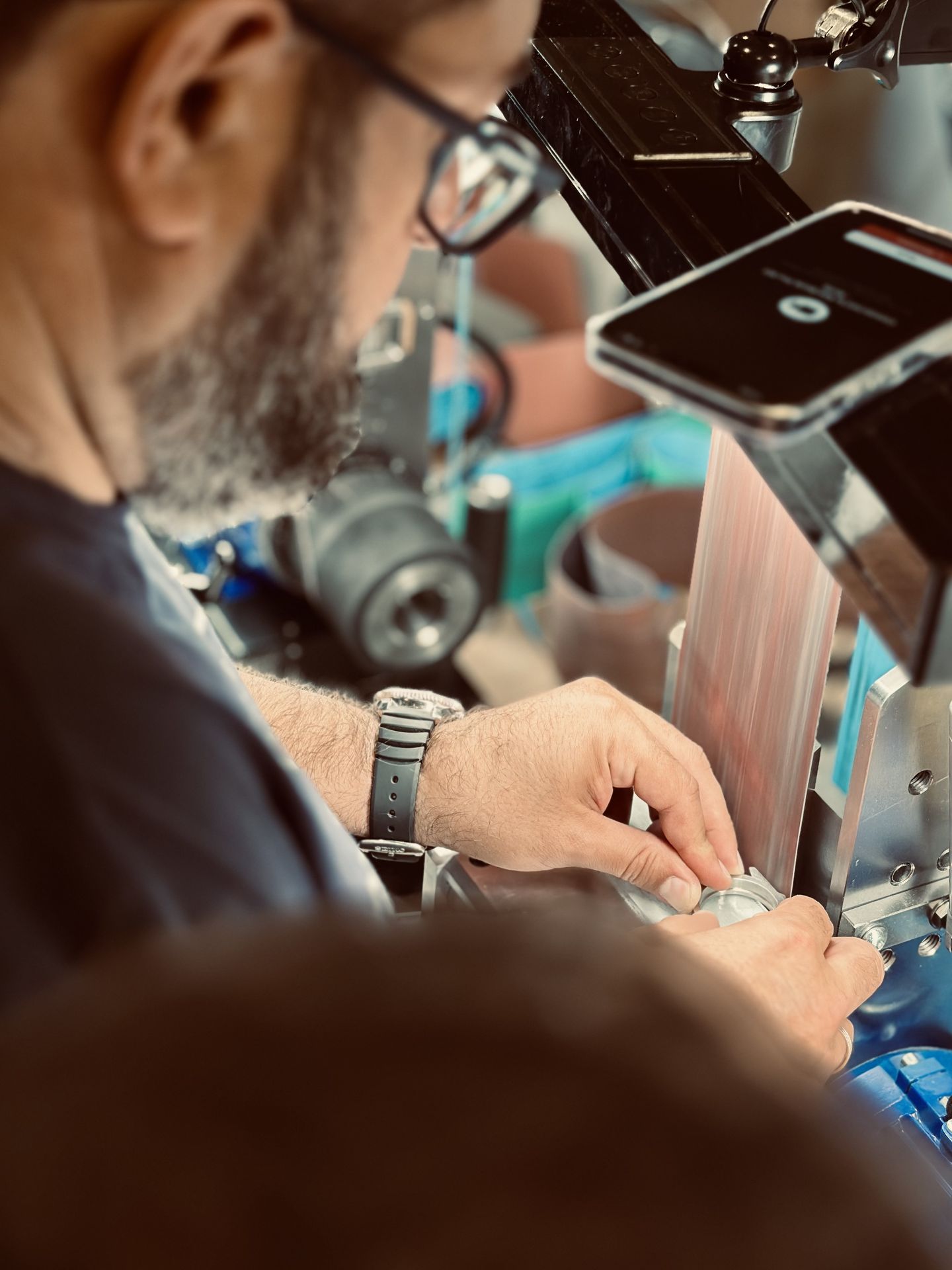 Polishing operation on a MICROMECALP machine